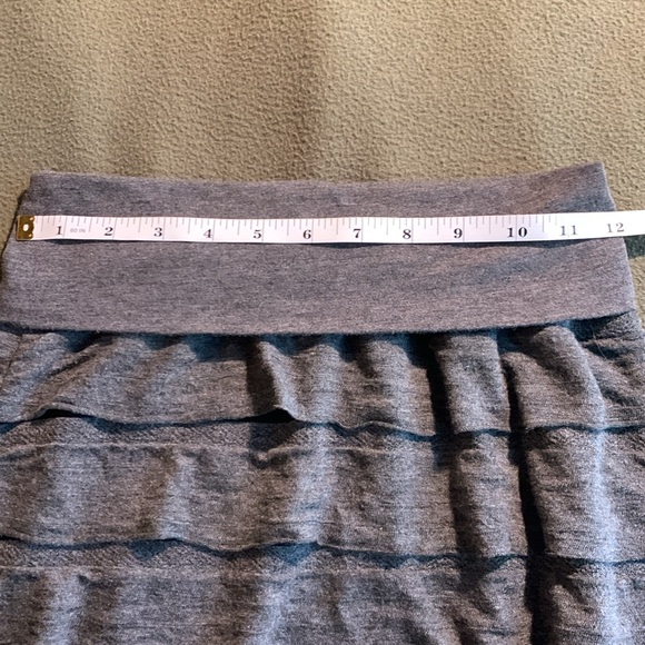 Max Studio long, dark heather gray, ruffle tiered skirt with fold waist. Size S - Picture 7 of 7